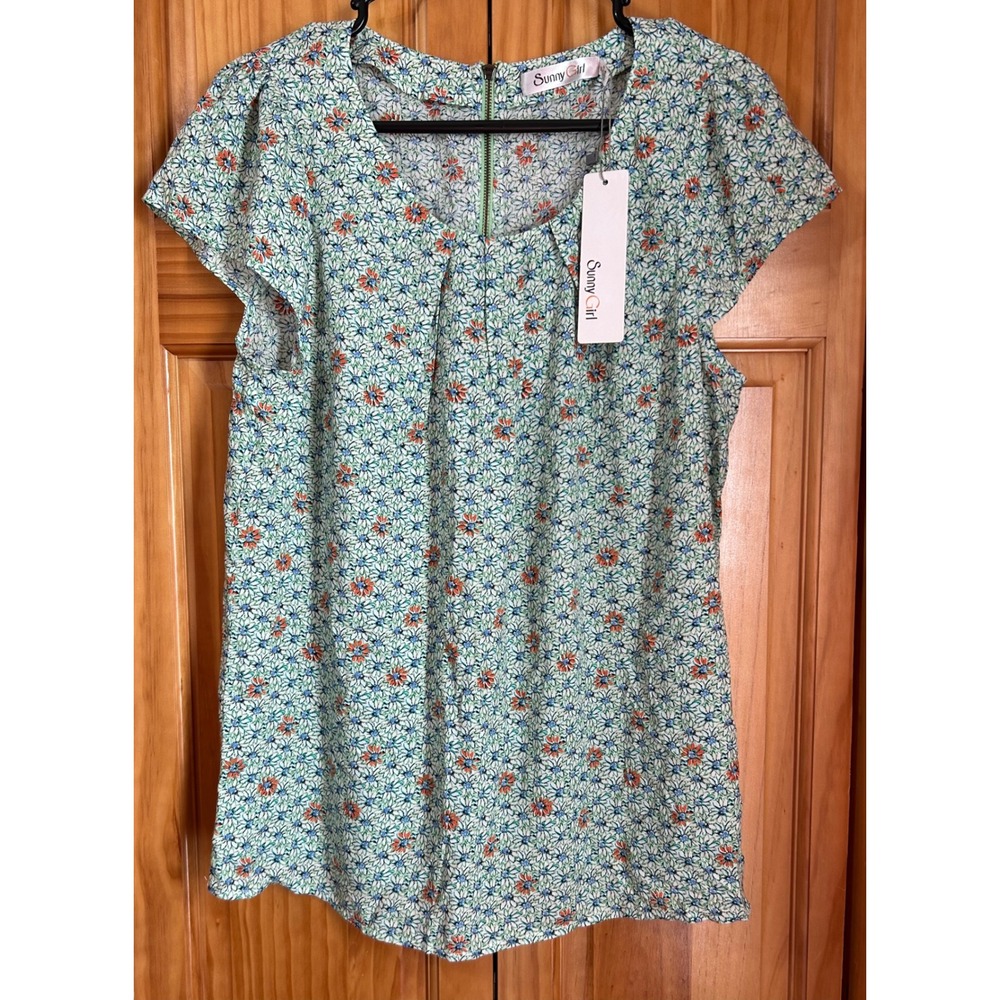 Sunny Girl XL Women's Floral Top Green Short Sleeve Zip Neck Blouse Casual‎ NWT